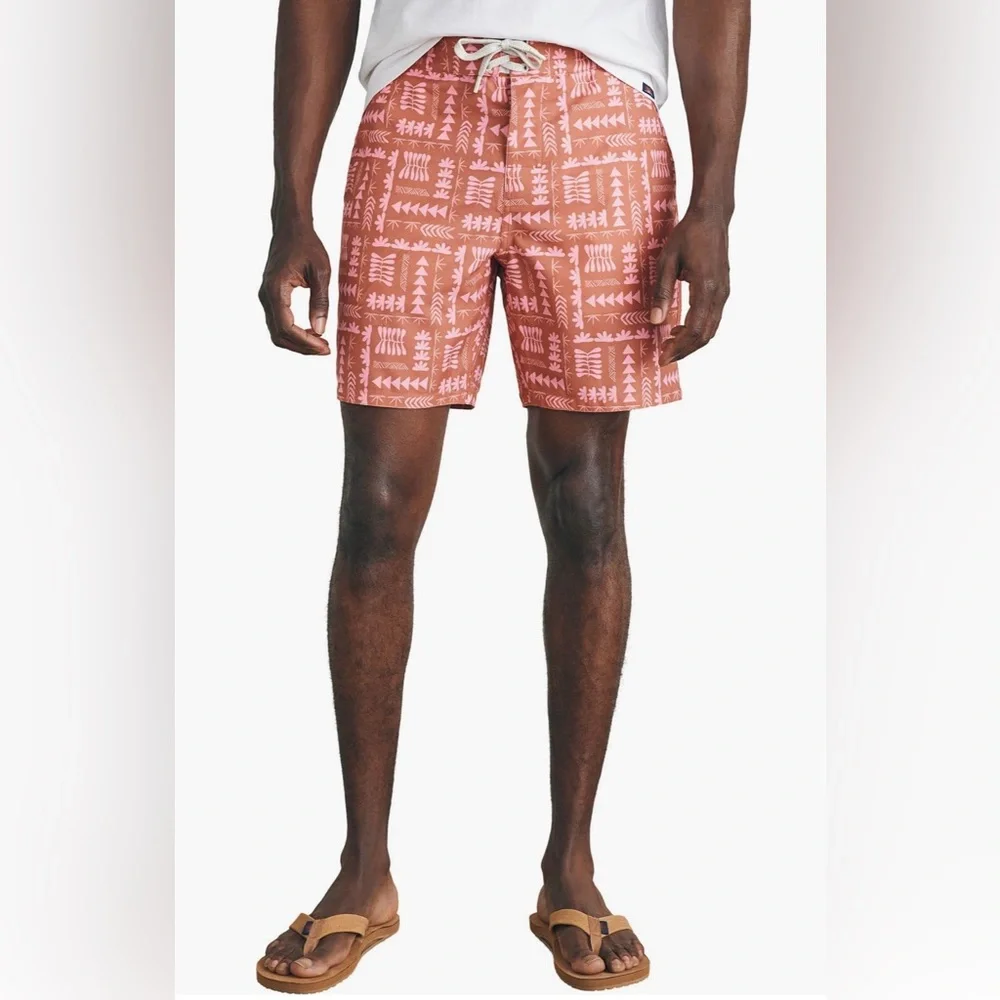 Faherty x Anna Kahalekulu men’s sun washed board shorts size 38 red naupaka